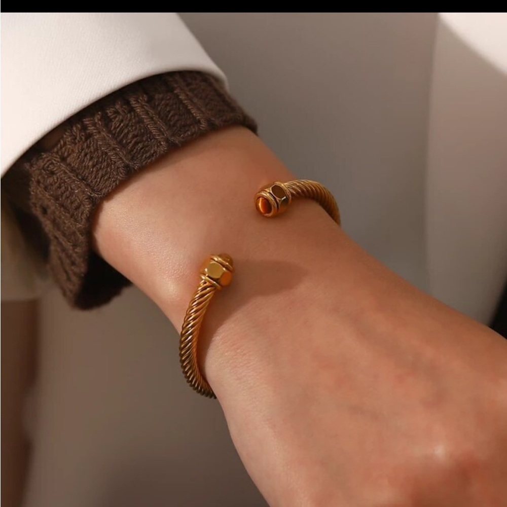 18K Plated Bracelet-Amber